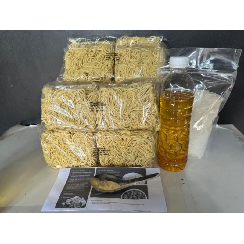 

mie gacoan termasuk bumbu 100 porsi mie instan bahan baku grosir