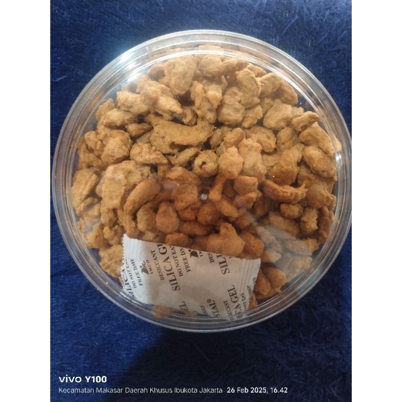 

kacang mede crispy