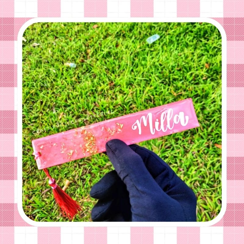 

RESIN BOOKMARK CUSTOM | PEMBATAS BUKU | AESTHETIC