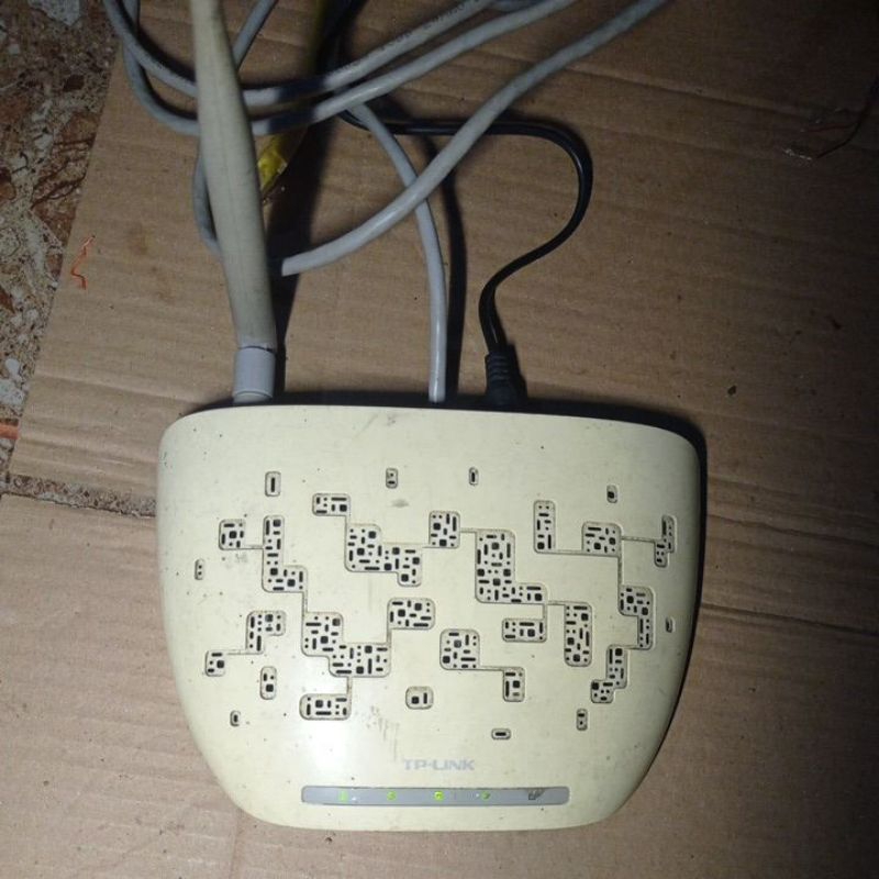 ROUTER TPLINK TL- WA701ND REPEATER AKSES POINT  OPENWRT RT RW NET HOTSPOT VOUCHERAN