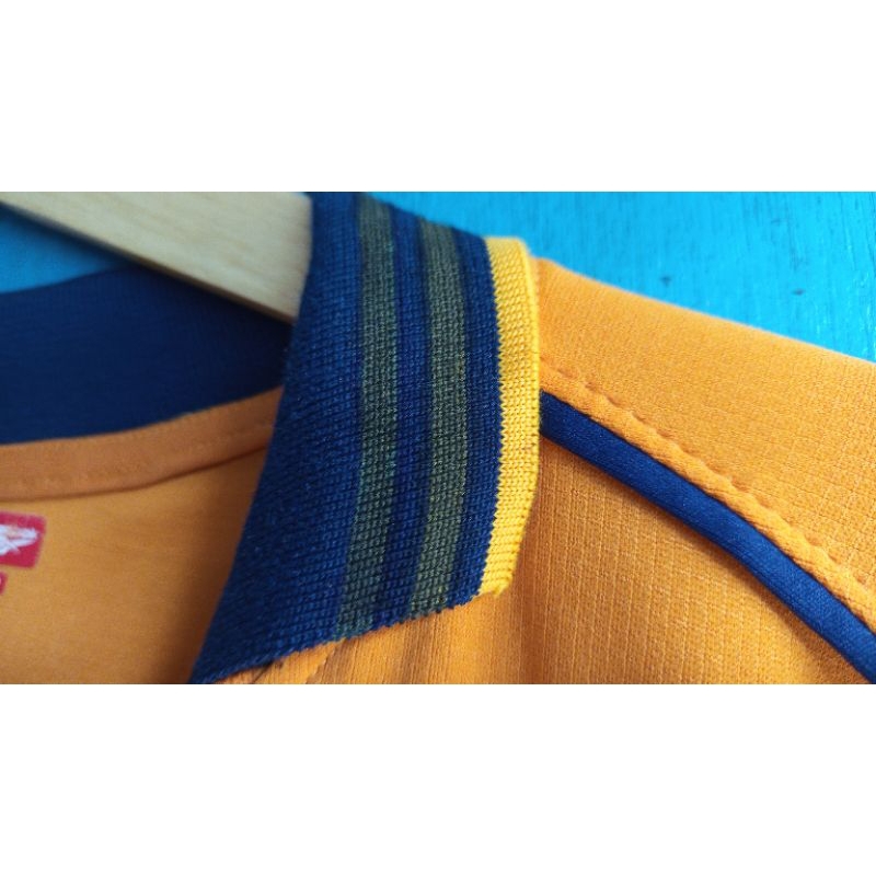 Jersey Liverpool Away 2001