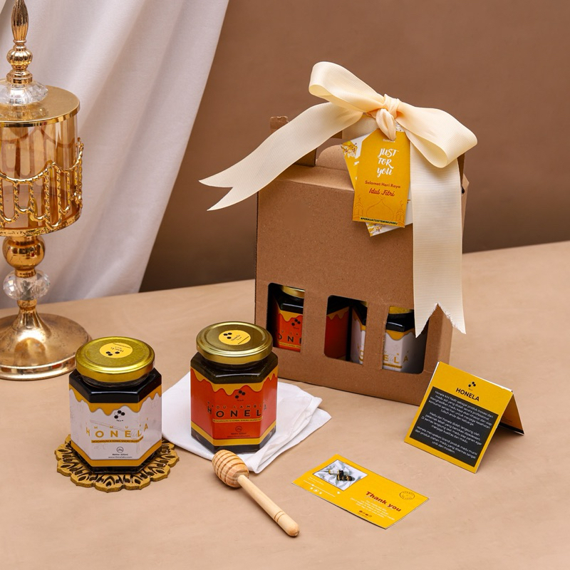 

HONELAKU 1 SET HAMPERS MADU LAMBUNG DAN MADU HABATUSSAUDA Hampers Unik dan Sehat Hampers Idul Fitri Parcel