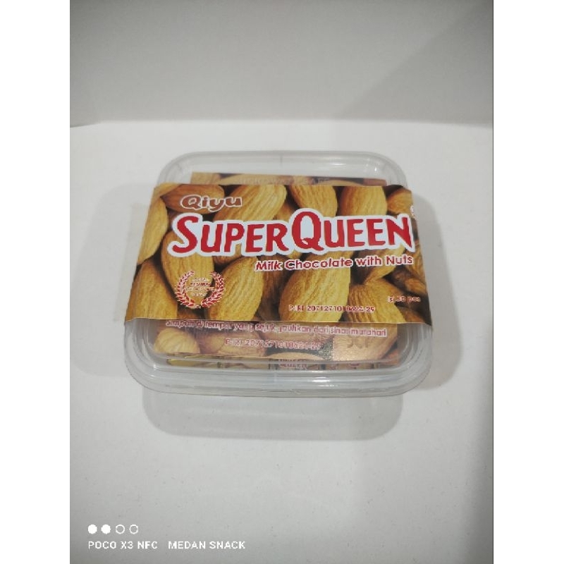 

Super Queen chocolate and nut isi 50 pcs