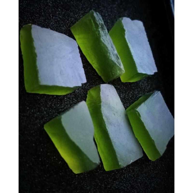 Batu akik ijo botol/batu akik serpentine aceh