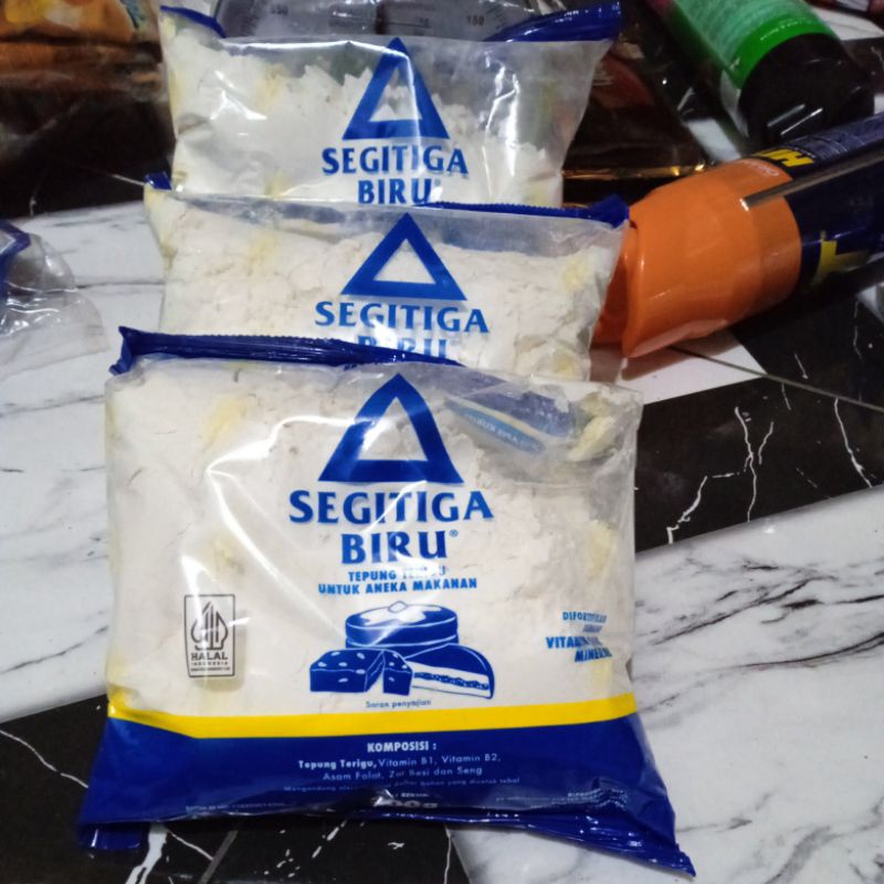 

tepung segitiga biru 500gr