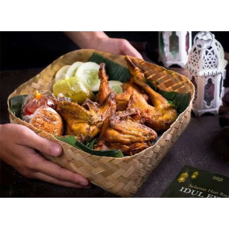 

hampers Lebaran ayam goreng kremes