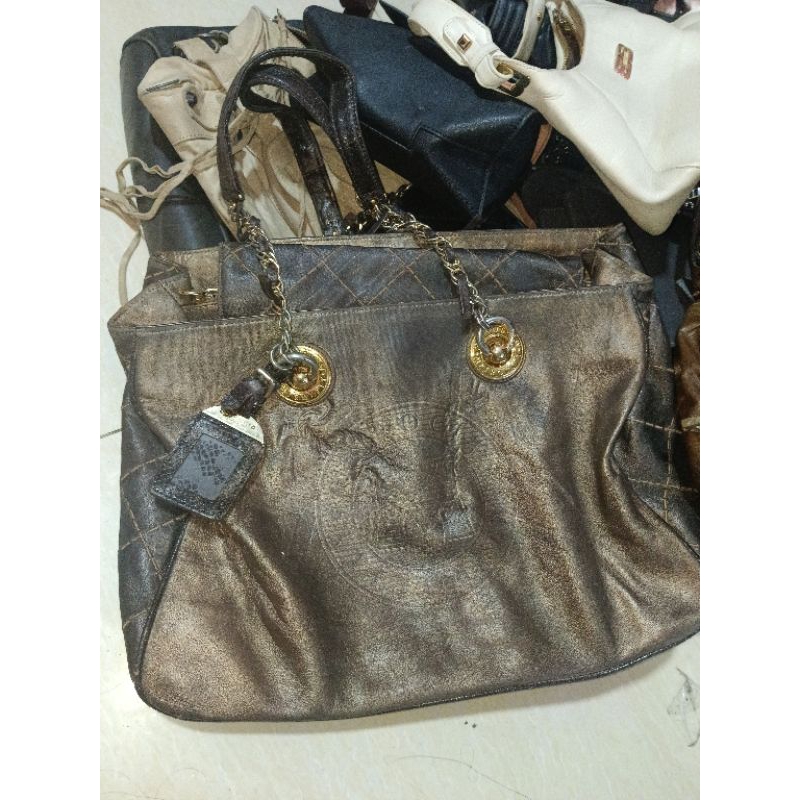 metrocity tas second tas preloved