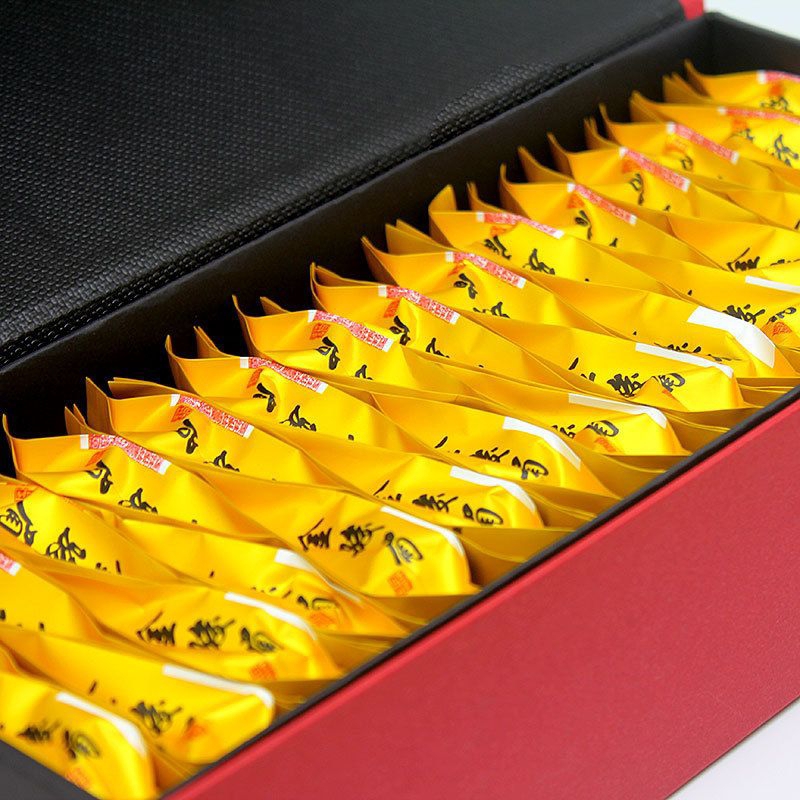 

RB Jin Jun Mei Black Tea Honey Scented Chinese Tea Best Quality Hampers Tea Box