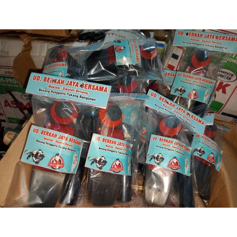 

Sipatan Benang/Maktaw/Penggaris Tukang Bangunan