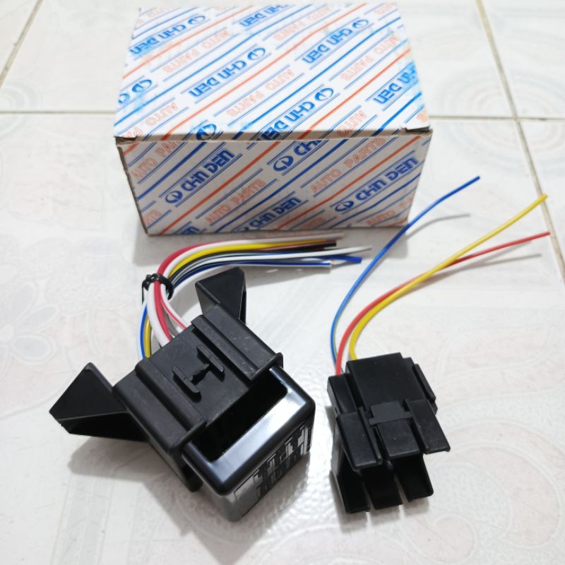 BOX SEKRING / FUSE BOX SUZUKI CARRY EXTRA