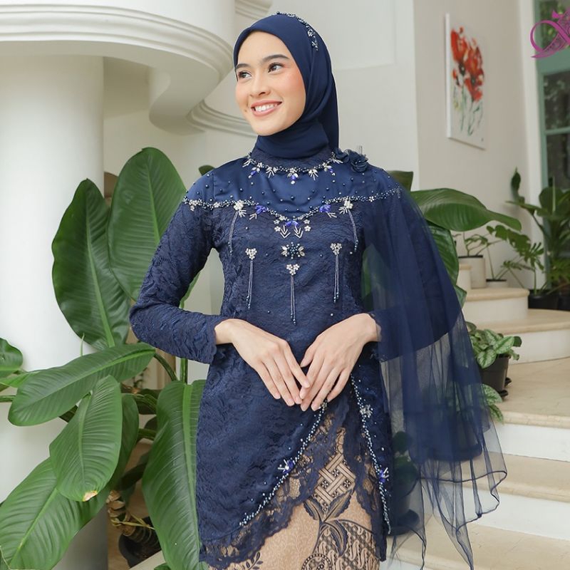 Zenia Navy by izara batik