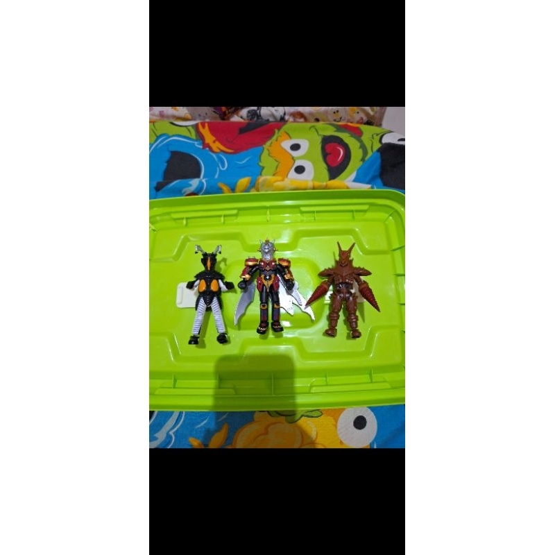 paket monster ultraman box diganti vol lain