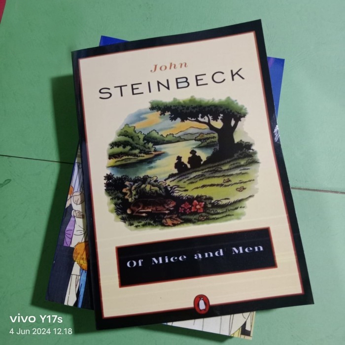 Buku Of Mice and Men by John Steinbeck