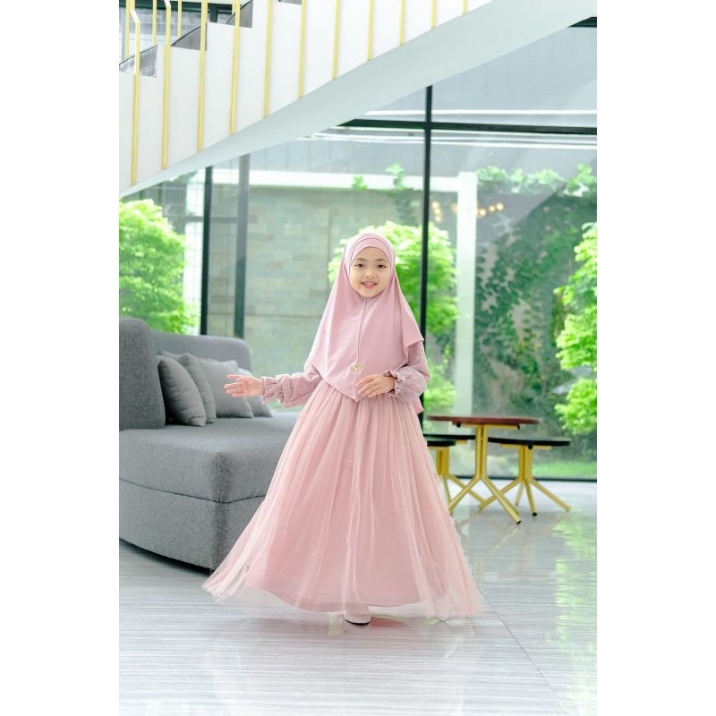 GAMISBAYIDANANAKQUENAYYABySyafiqaHijab