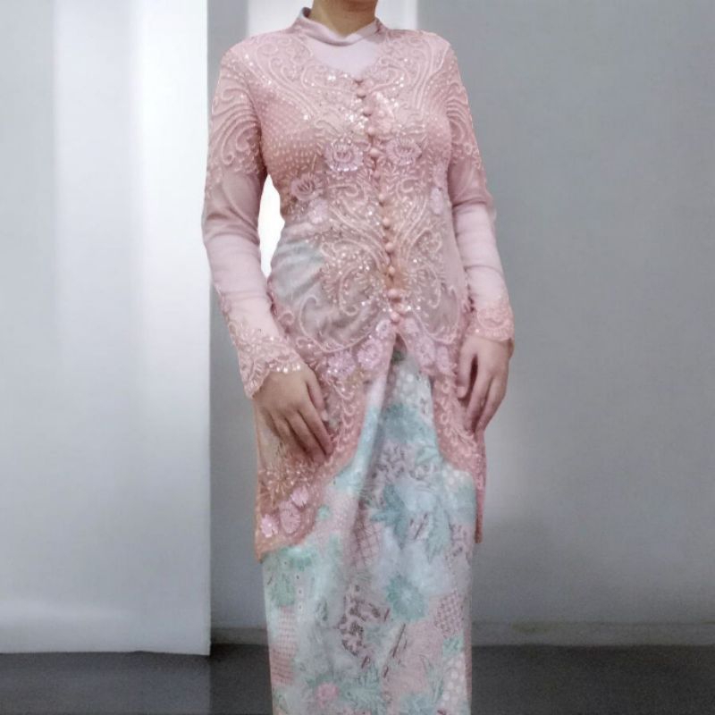 [NO NEGO] BARU 1 SET Kebaya Manset dan Rok warna Salem Pink & Biru Muda