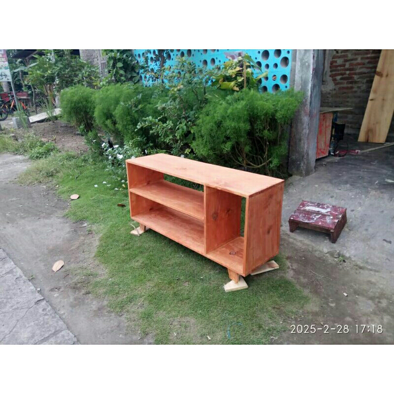 meja tv led d rak speaker aktif minimalis