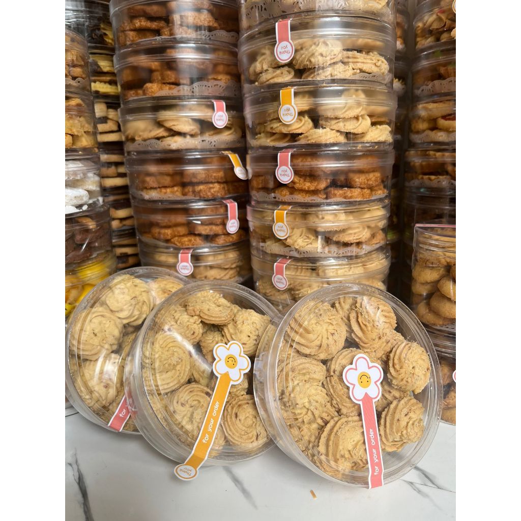 

Kue Kering Sagu Keju Super Enak dan Wangi, Homemade Butter Toples 250 gr