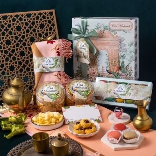

PREMIUM HAMPERS LEBARAN MACARON | EID HAMPERS | HAMPERS RAMADHAN IDUL FITRI HAMPERS MACARON SEMPRONG