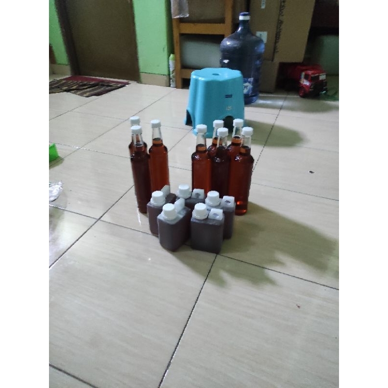 

Madu randu 500 ml berat kisaran 0,8 kg
