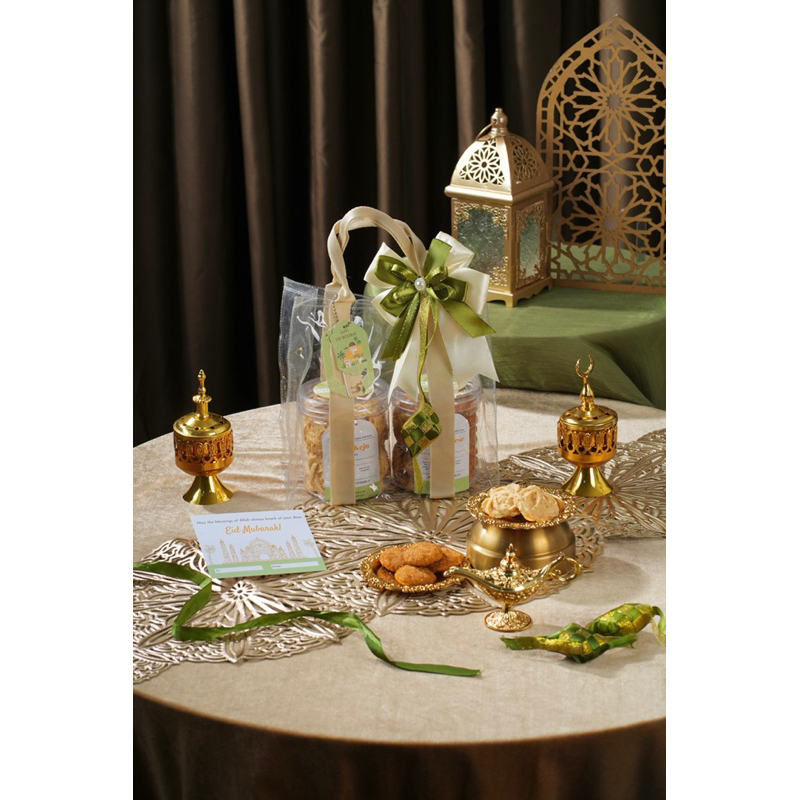 

Safana Hampers