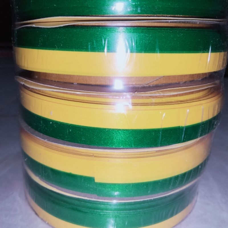 

kado pita hijau kuning lebar 13 mm panjang 14 m