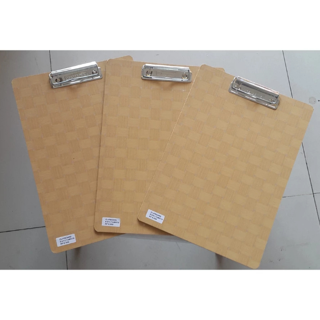 

Clipboard Kayu / Papan Jalan Folio