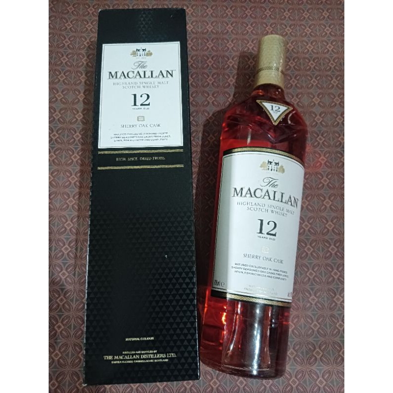 

Maaccllnhitam