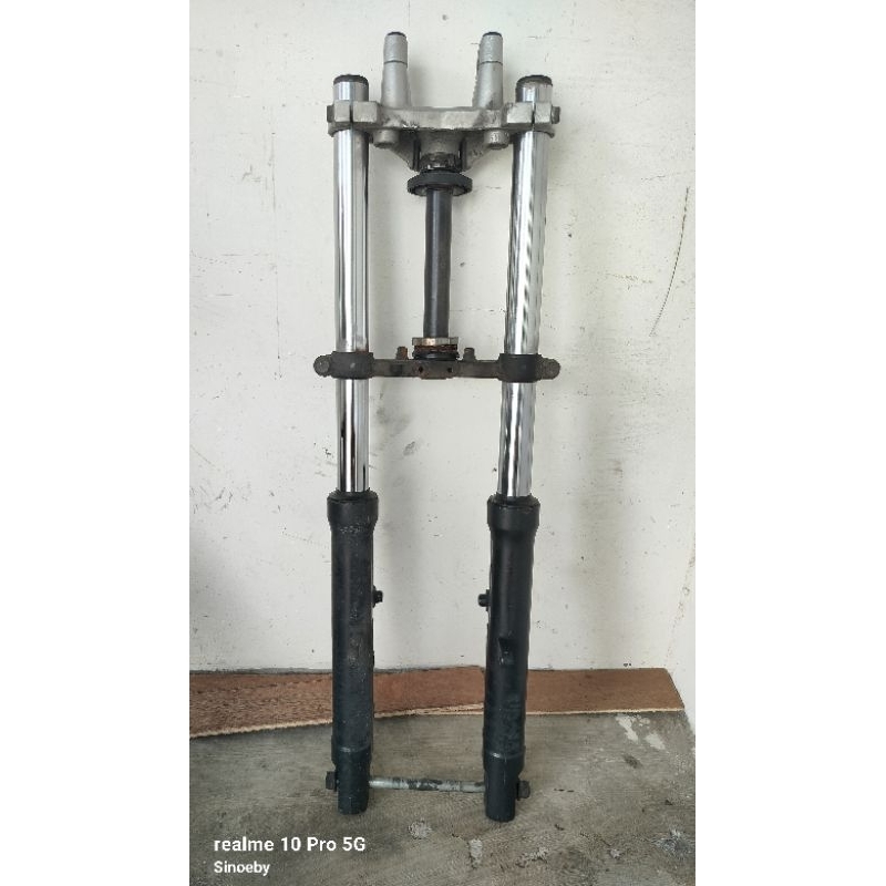 shock skok depan vixion new ori