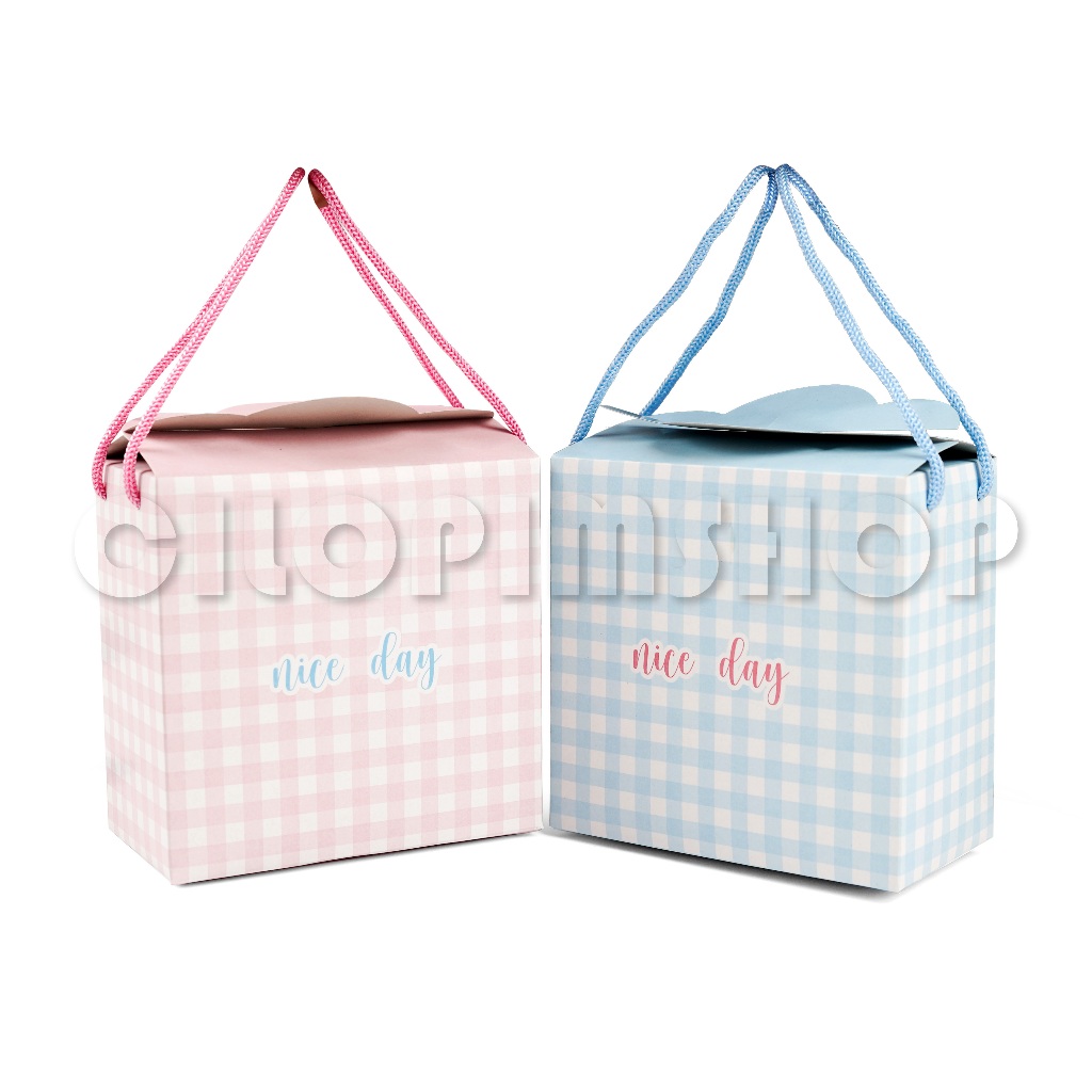 

BOX TALI MOTIF KOTAK KOTAK UNTUK ULTAH GIFT HAMPERS (ISI 5 PCS) SOUVENIR