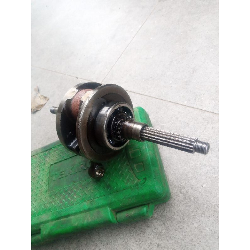 kruk as krek as bandul mio