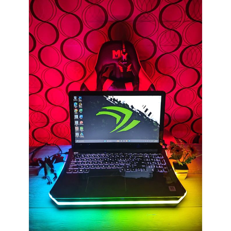 Laptop HP PAVILION Core i7 RAM 20Gb SSD 256Gb GTX 1050 DUAL VGA