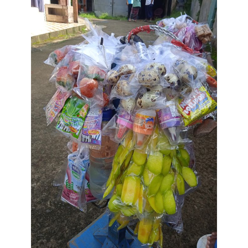 gantungan danganan asongan