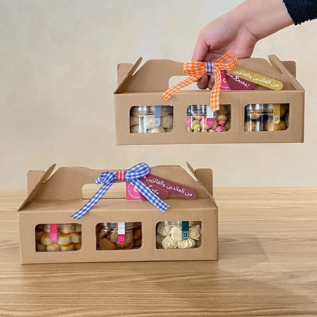 

Shafa Hampers - "WAJIB TAMBAH BUBBLE WRAP