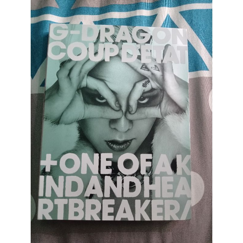 ALBUM G-DRAGON - COUP D'ETAT + ONE OF A KIND & HEARTBREAKER (JAPAN VERS)