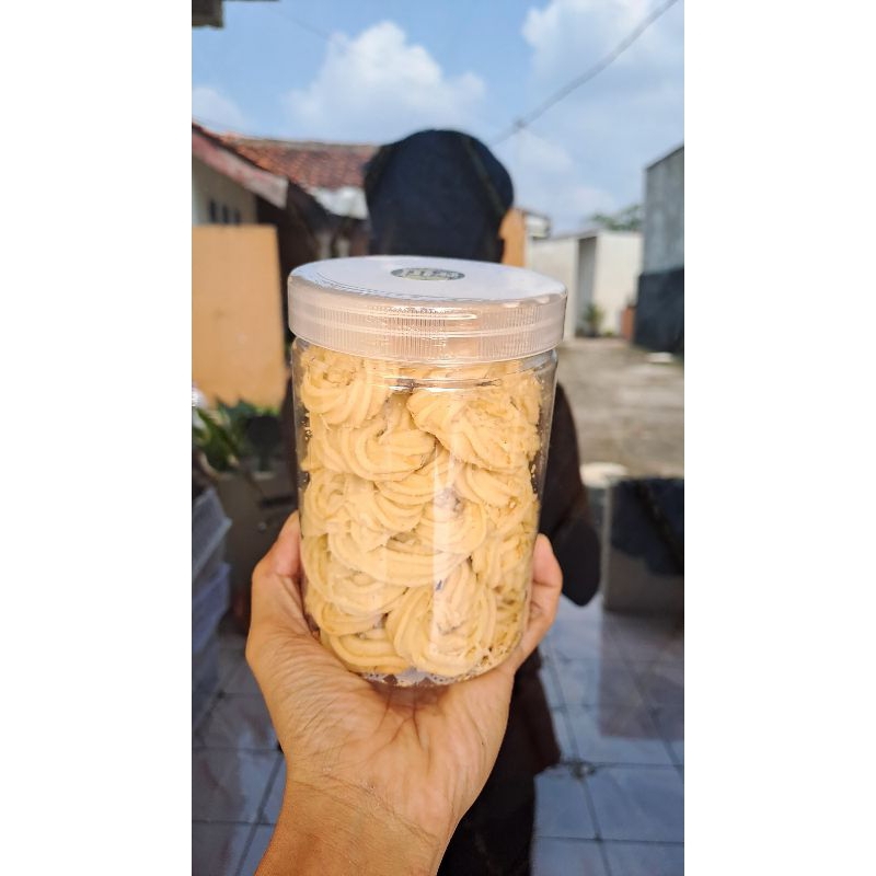 

kue sagu keju lumer 800 ml