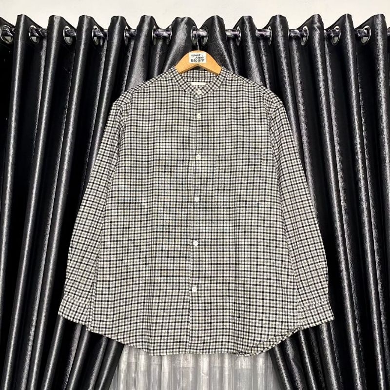 GU Uniqlo Stand Collar Checked Long Shirt 65