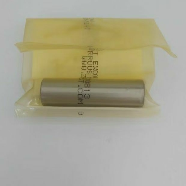 Pin piston mesin tempel Tohatsu Mercury 40pk. 3C8-00021-1. Asli