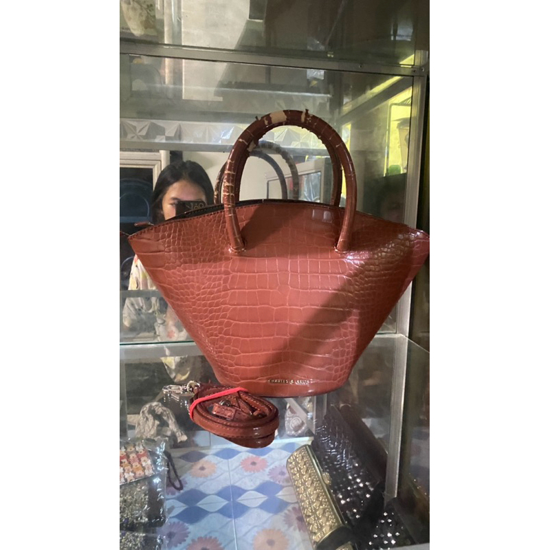 SLING BAG CHARLES&KEITH CROCO ORIGINAL STORE