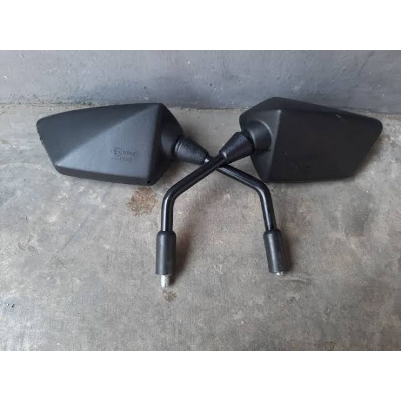 SPION D tracker bekas