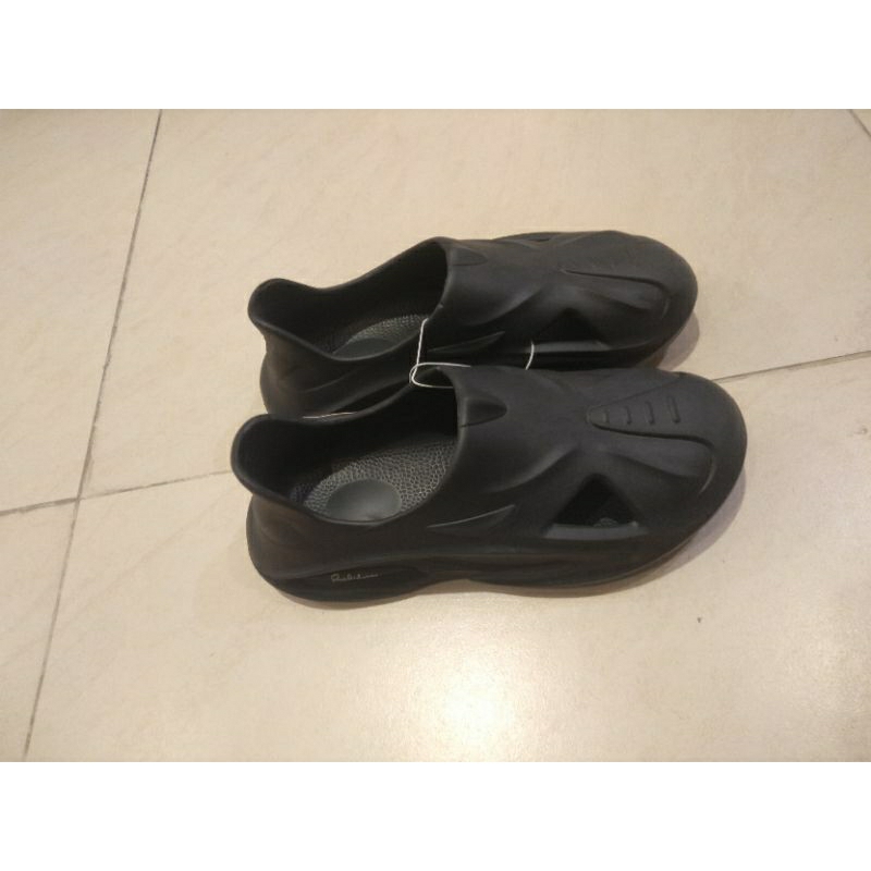 SEPATU KARET PRIA ZANDILAC