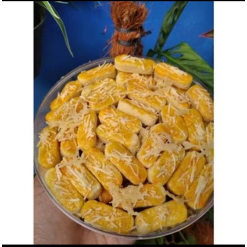 

kastengel kue kering full keju 250 gram