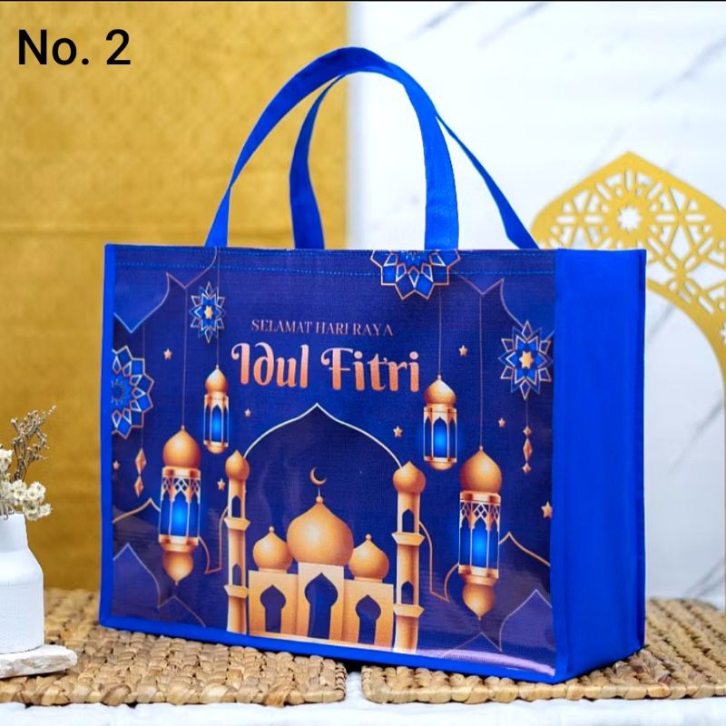 

Tas parsel lebaran besar