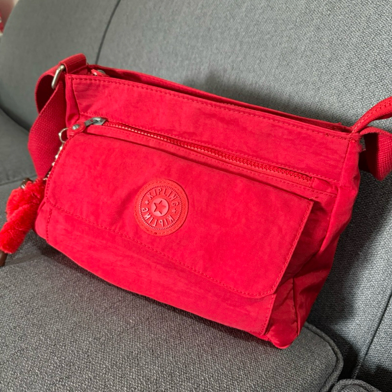 Kipling syro cross body bag Red (PRELOVED)/Tas Selempang Wanita Merah Branded Original