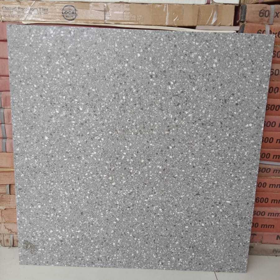 GRANIT LANTAI PERMUKAAN KASAR MOTIF MINIMALIS UKURAN 60X60 | ARNA ARCADIA GREY 60X60