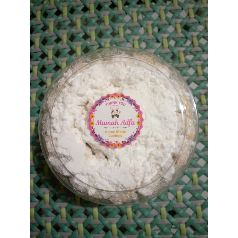 

KUE KERING KUE PUTRI SALJU 500 GRAM KUE SPECIAL KUE LEBARAN