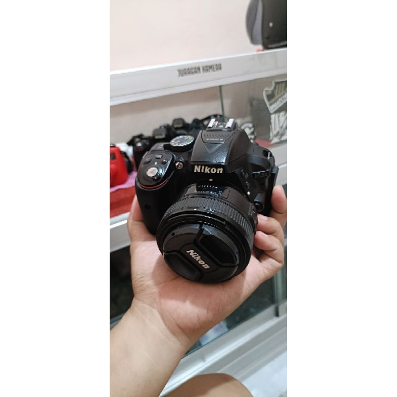 Nikon D5300 + Fix yn 35 mm