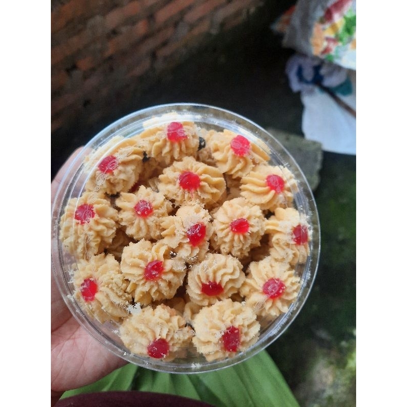 

Kue Lebaran 100% fresh home made di kirim sesuai foto