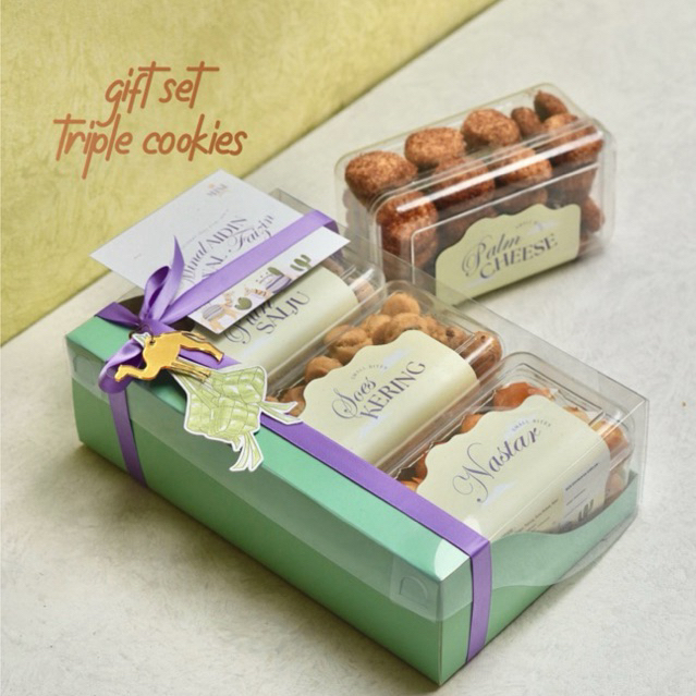 

Misu Sweet - Gift Set Triple Cookies / Kue kering Surabaya / Hampers Lebaran Idul Fitri / Lebaran Hampers Surabaya