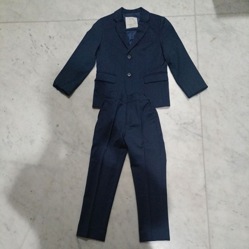 Preloved Setelan jas anak laki navy Zara boys size 6 almost new
