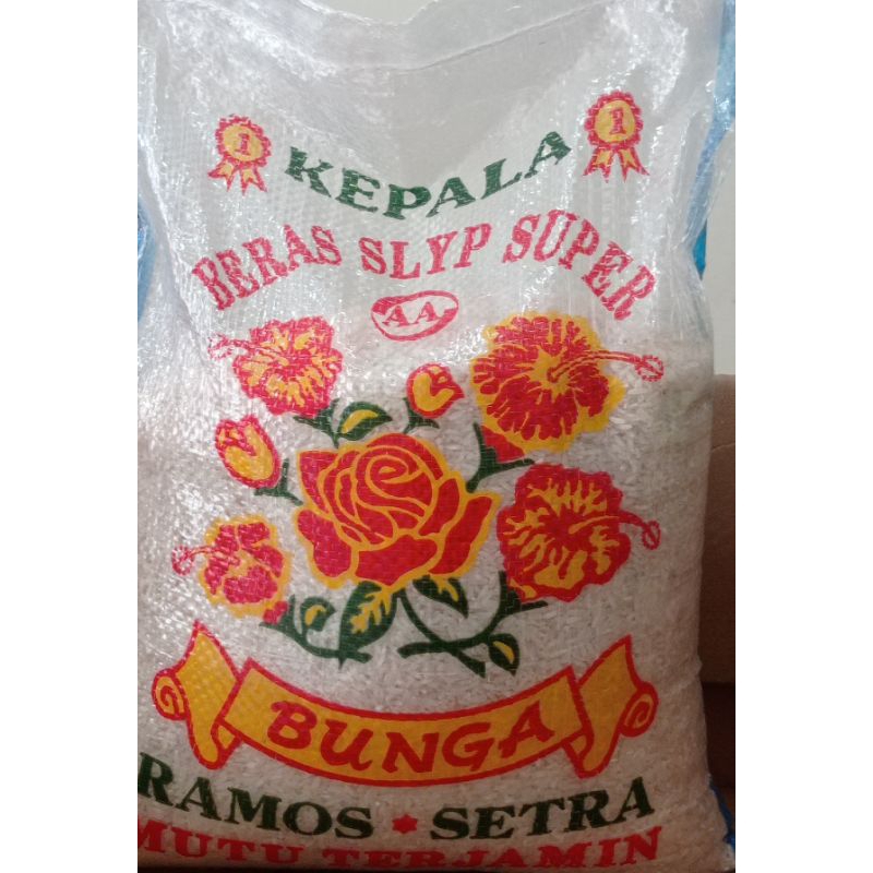 

Beras Bunga AA Biru 5 kg